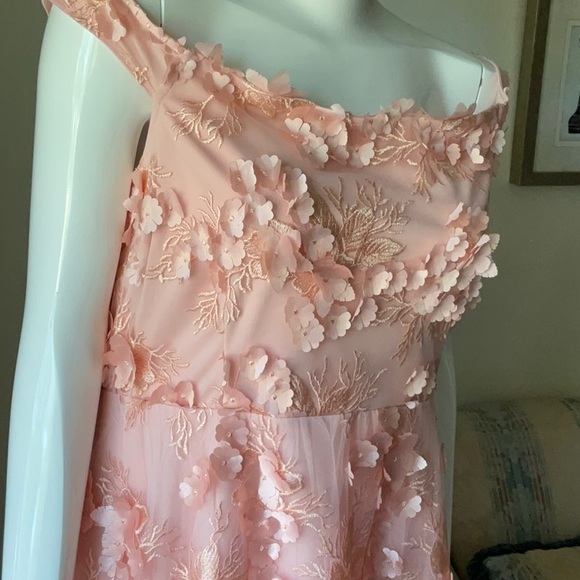 New with tag Boohoo dress - Picture 6 of 13